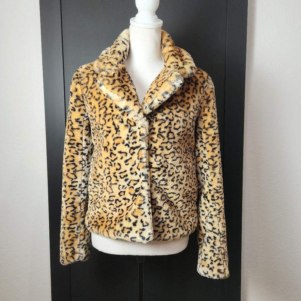 New Look Leopard Print Faux Fur Jacket Size Medium